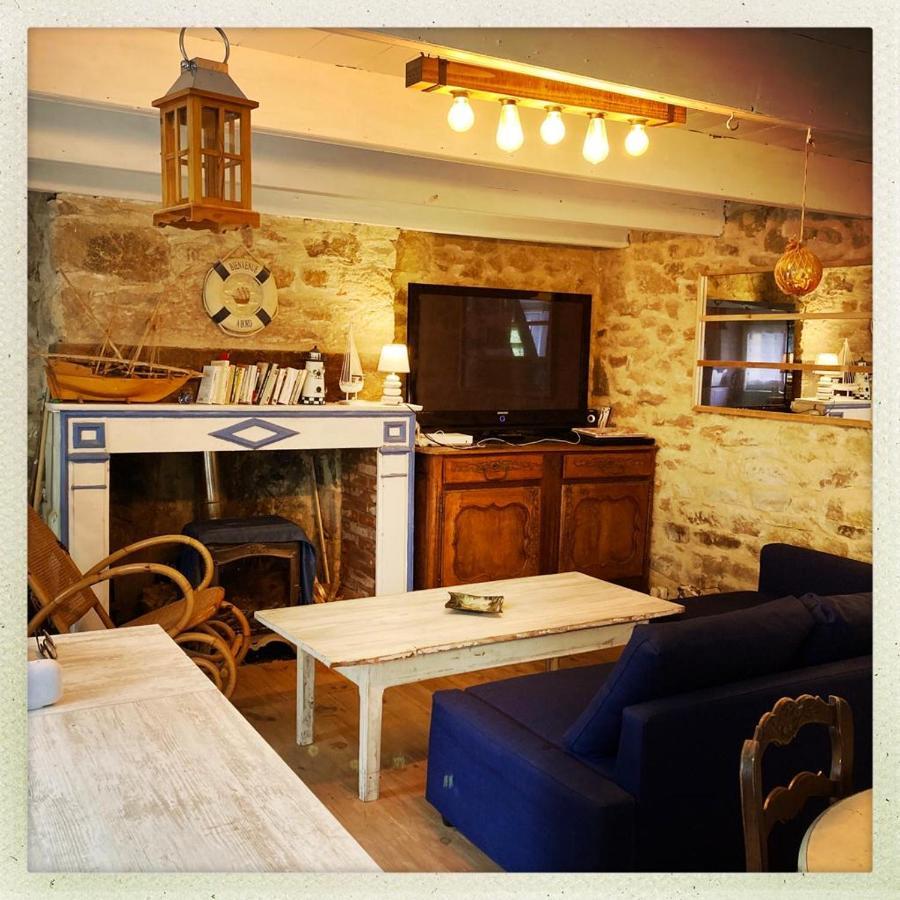 Authentique Maison De Pecheur Au Coeur D'Un Hameau كروزون المظهر الخارجي الصورة