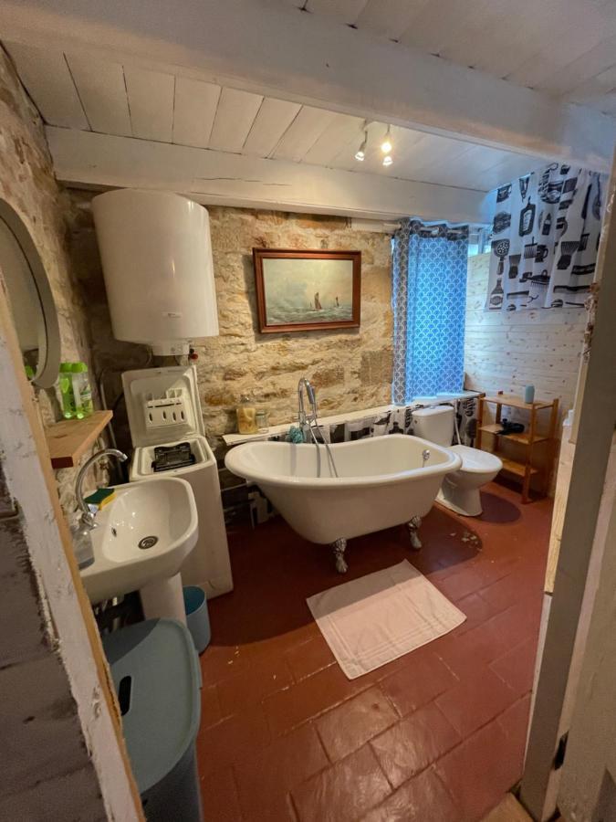 Authentique Maison De Pecheur Au Coeur D'Un Hameau كروزون المظهر الخارجي الصورة